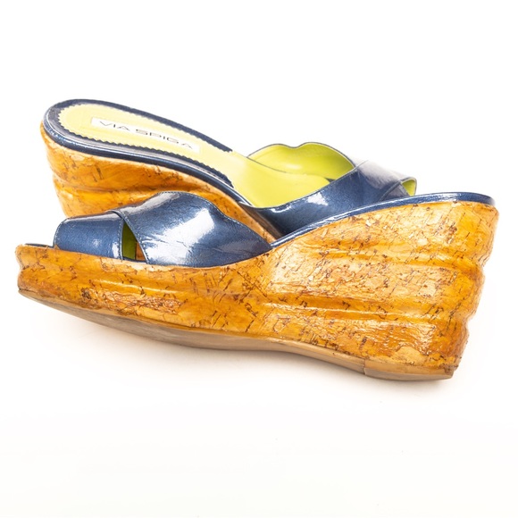 Blue Patent leather Via Spaga Wedge espadrilles size 6 1/2. - Picture 7 of 9